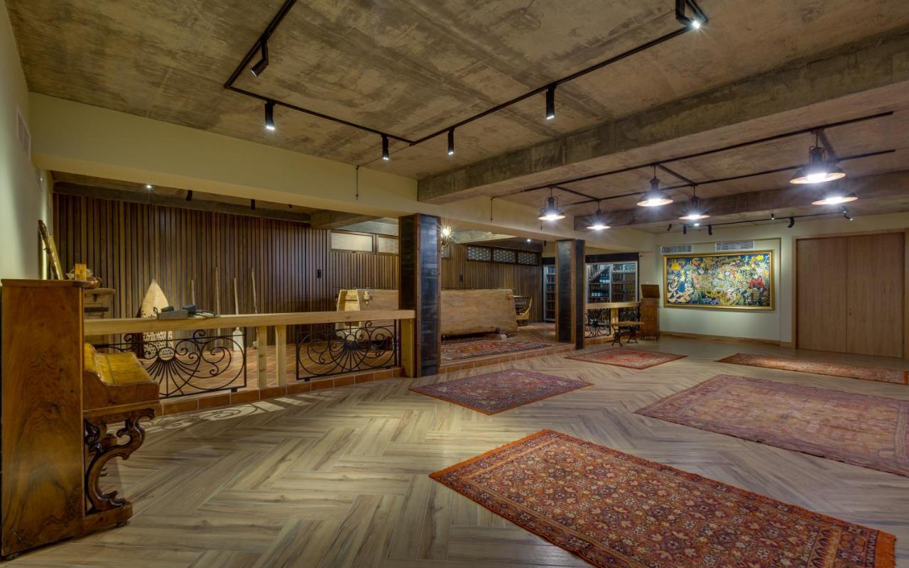 Mukhrantubani Boutique Hotel Tbilisi Esterno foto